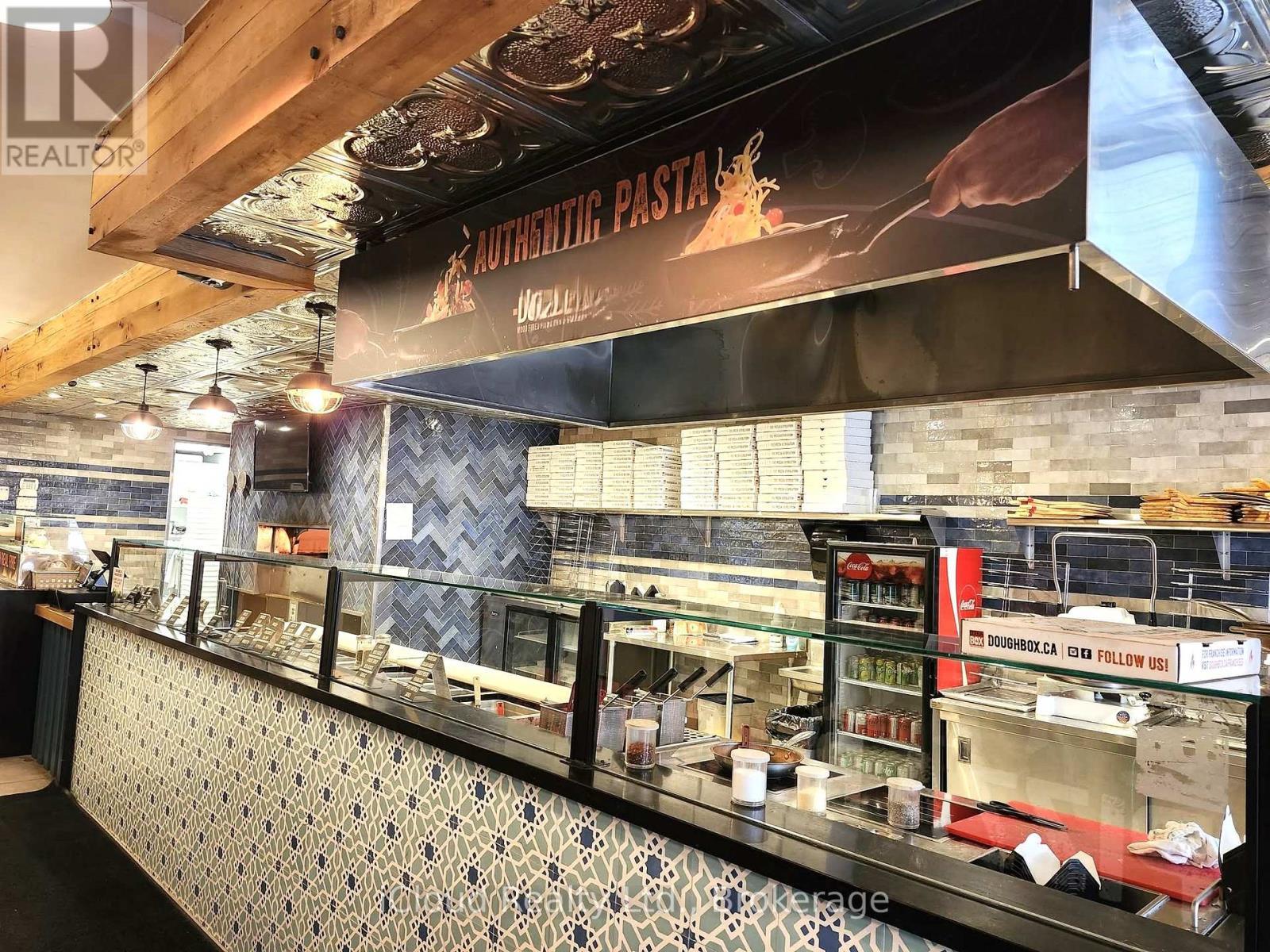 162 Lakeshore Road E, Oakville, ON