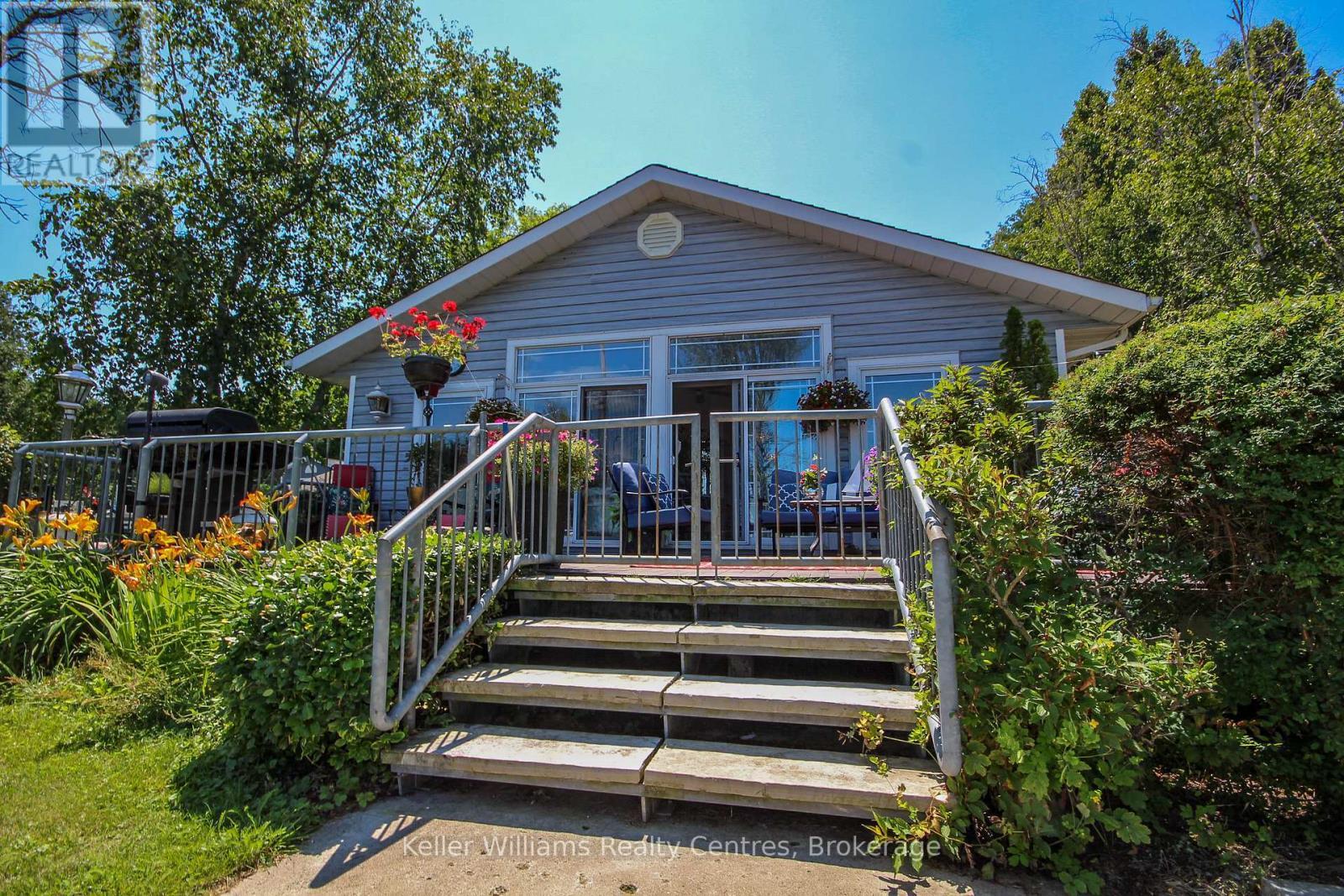 37 Reid'S Pt Rd, South Bruce Peninsula, ON - Outdoor With Deck Patio Veranda