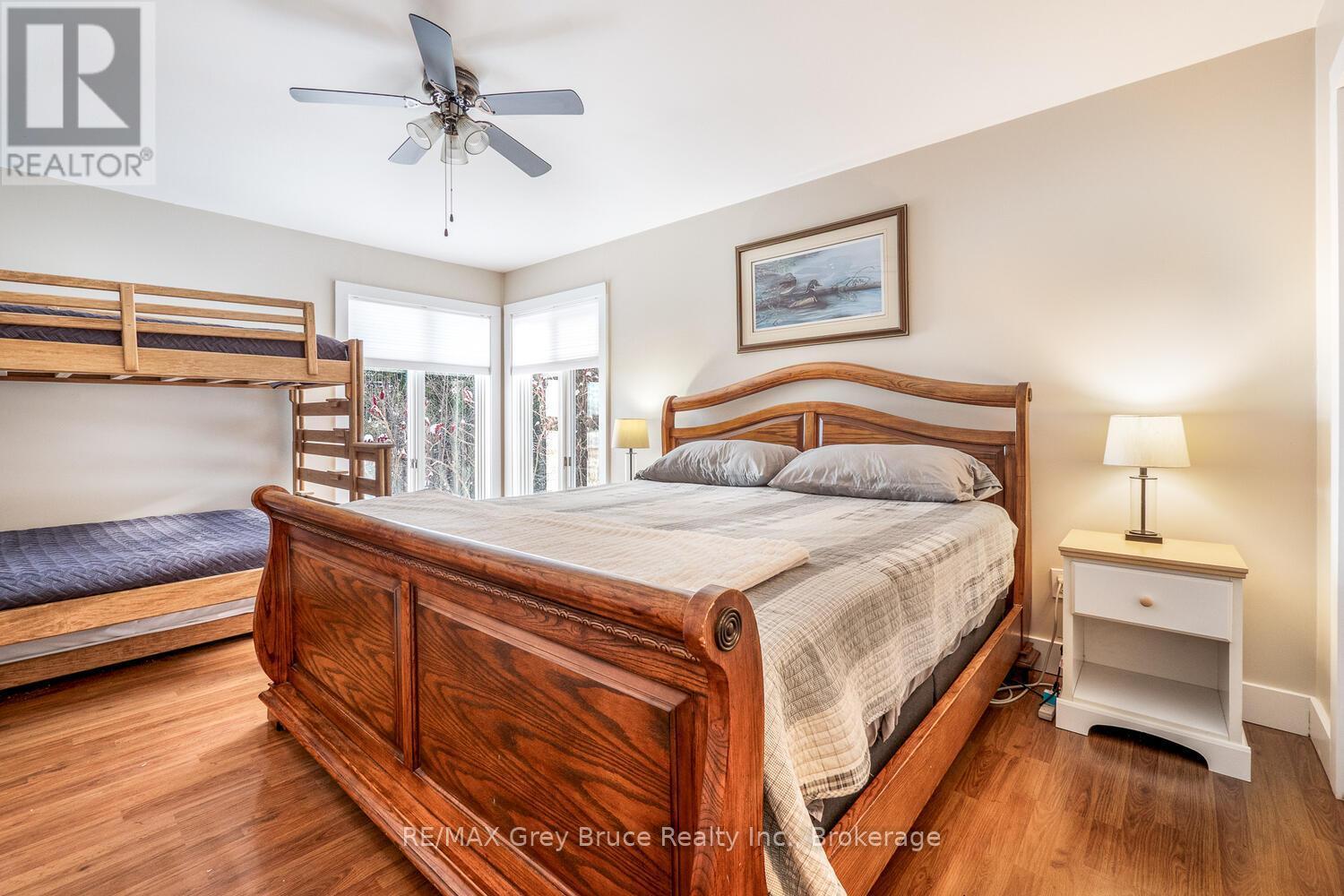 109 Widgeon Cove Road, Northern Bruce Peninsula, ON - Indoor Photo Showing Bedroom