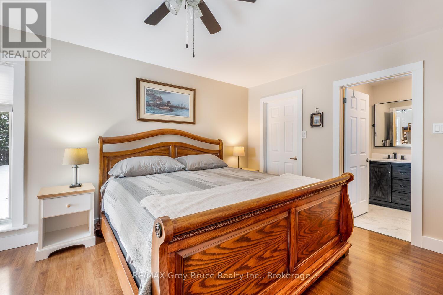 109 Widgeon Cove Road, Northern Bruce Peninsula, ON - Indoor Photo Showing Bedroom