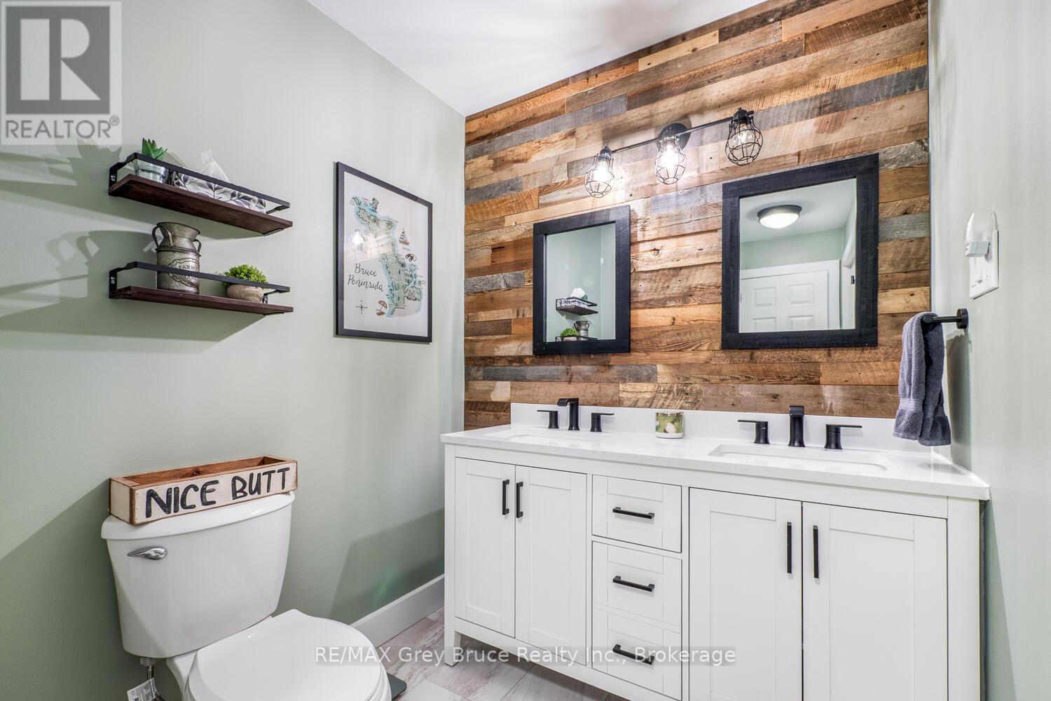 109 Widgeon Cove Road, Northern Bruce Peninsula, ON - Indoor Photo Showing Bathroom