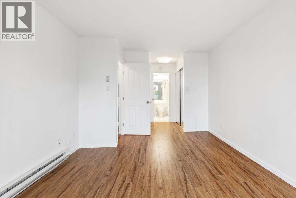 605 7108 Edmonds Street, Burnaby, BC - Indoor Photo Showing Other Room