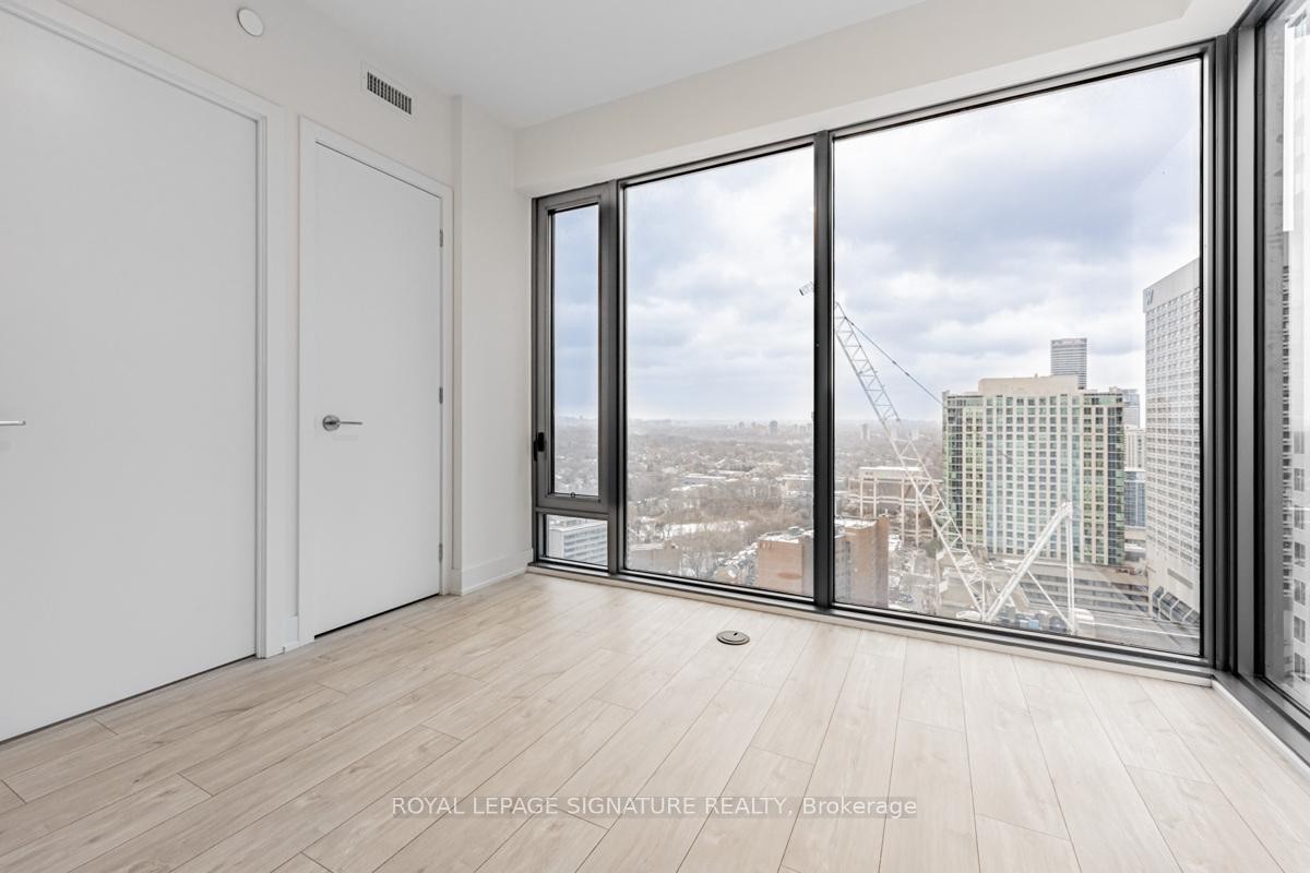 2806-8 Cumberland Street, Toronto, ON - Indoor Photo Showing Other Room