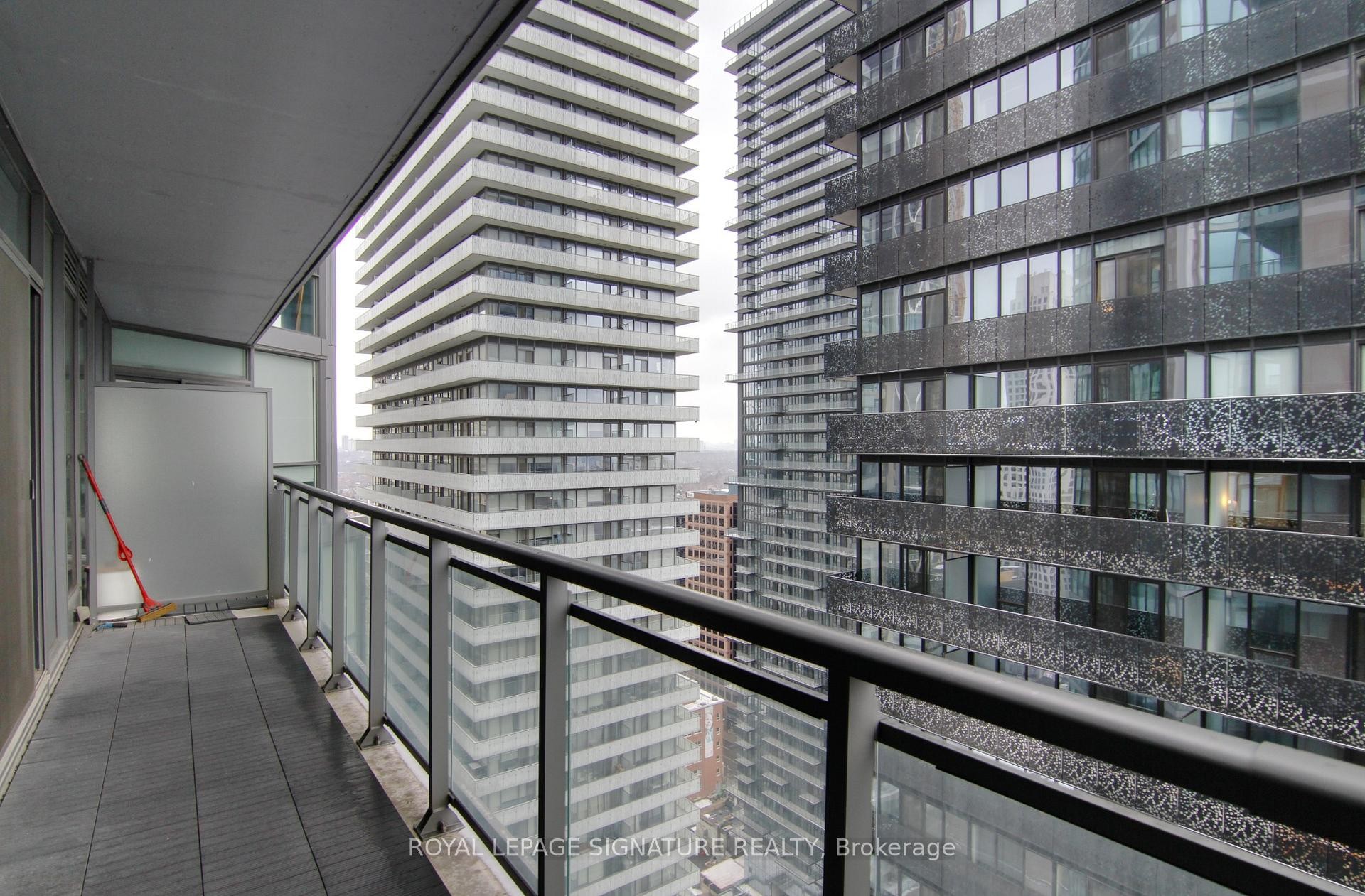 3311-45 Charles Street E, Toronto, ON - Outdoor With Balcony