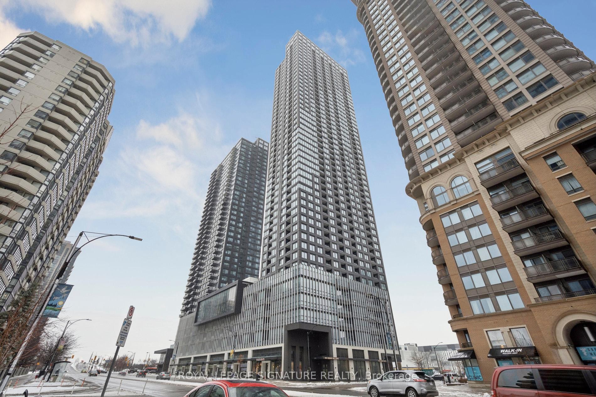 3012-395 Square One Drive, Mississauga, ON - Outdoor With Facade