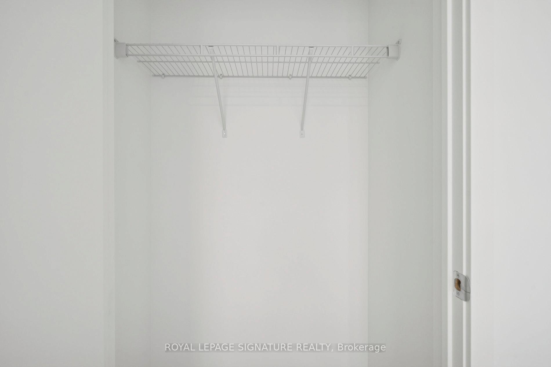 3012-395 Square One Drive, Mississauga, ON - Indoor With Storage