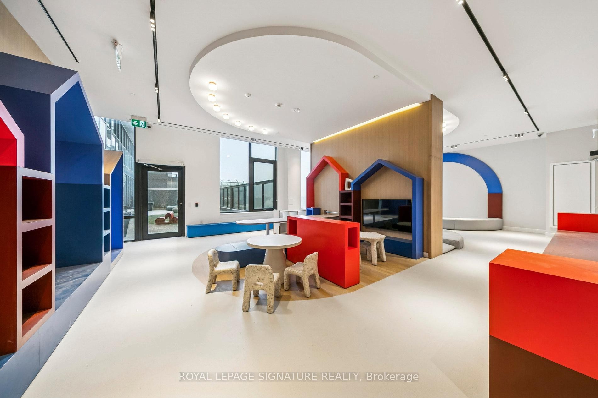 3012-395 Square One Drive, Mississauga, ON - Indoor Photo Showing Other Room