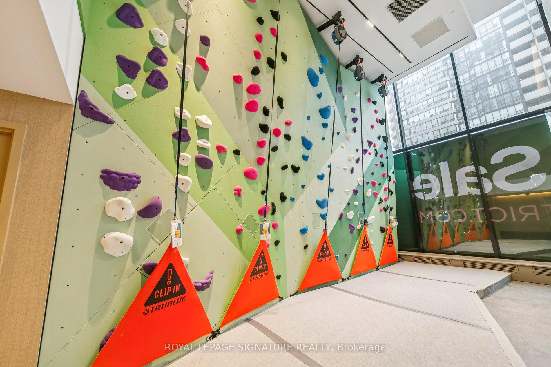 3012-395 Square One Drive, Mississauga, ON - Indoor Photo Showing Other Room