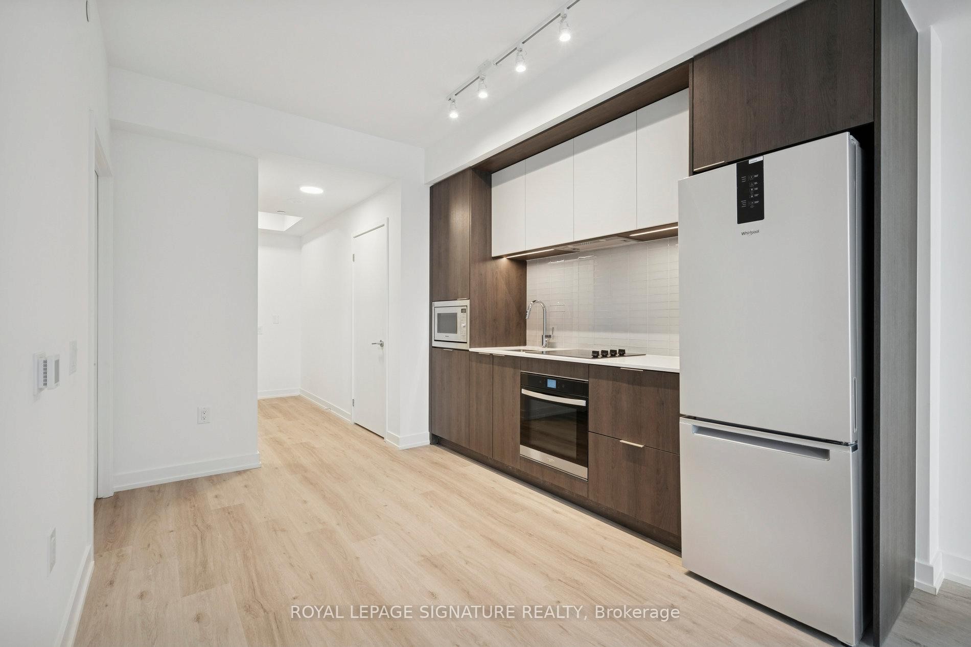 3012-395 Square One Drive, Mississauga, ON - Indoor Photo Showing Kitchen
