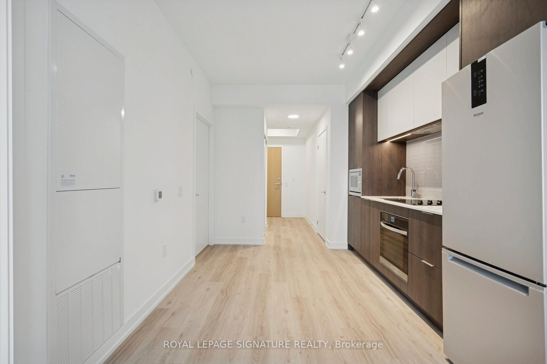 3012-395 Square One Drive, Mississauga, ON - Indoor