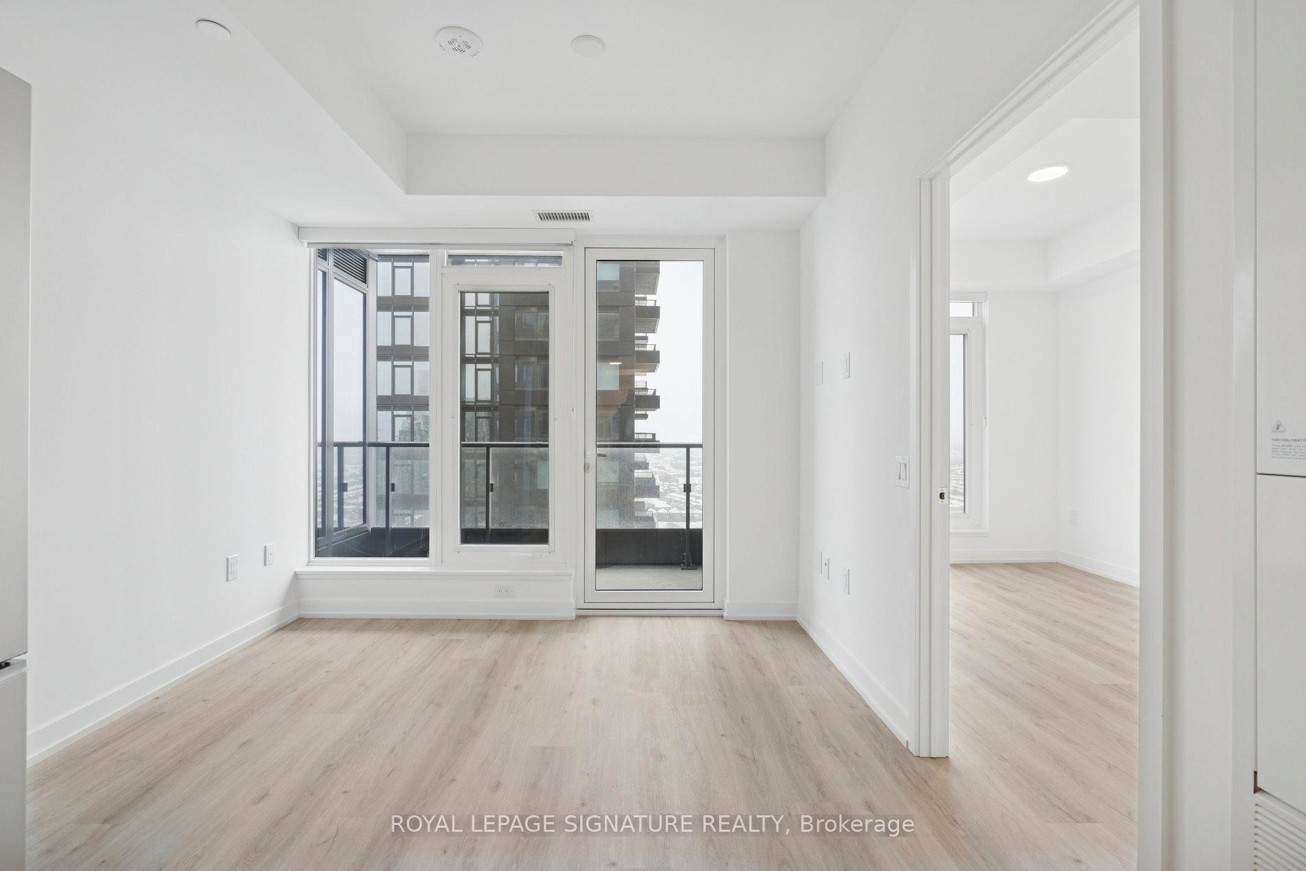 3012-395 Square One Drive, Mississauga, ON - Indoor Photo Showing Other Room