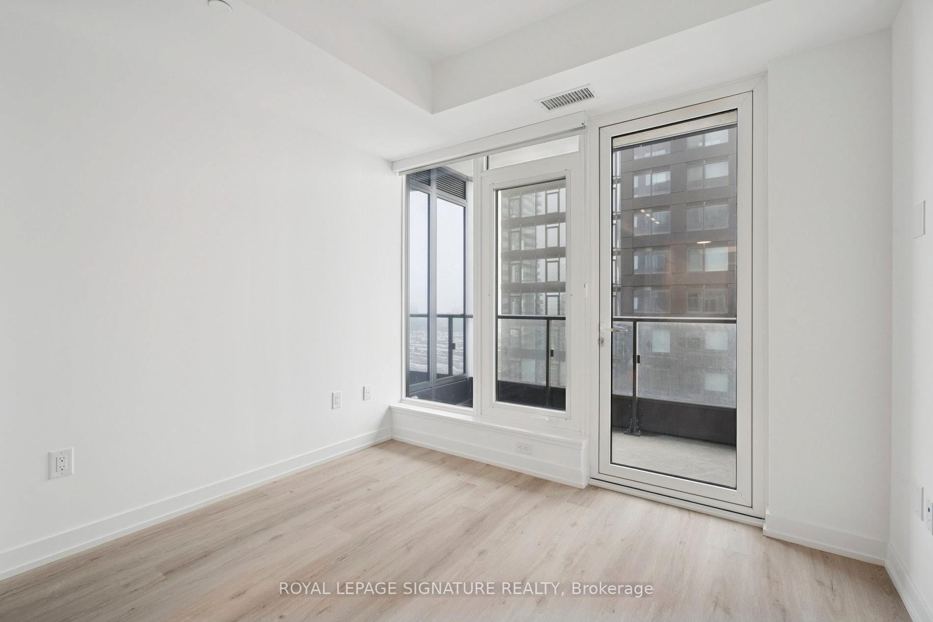 3012-395 Square One Drive, Mississauga, ON - Indoor Photo Showing Other Room