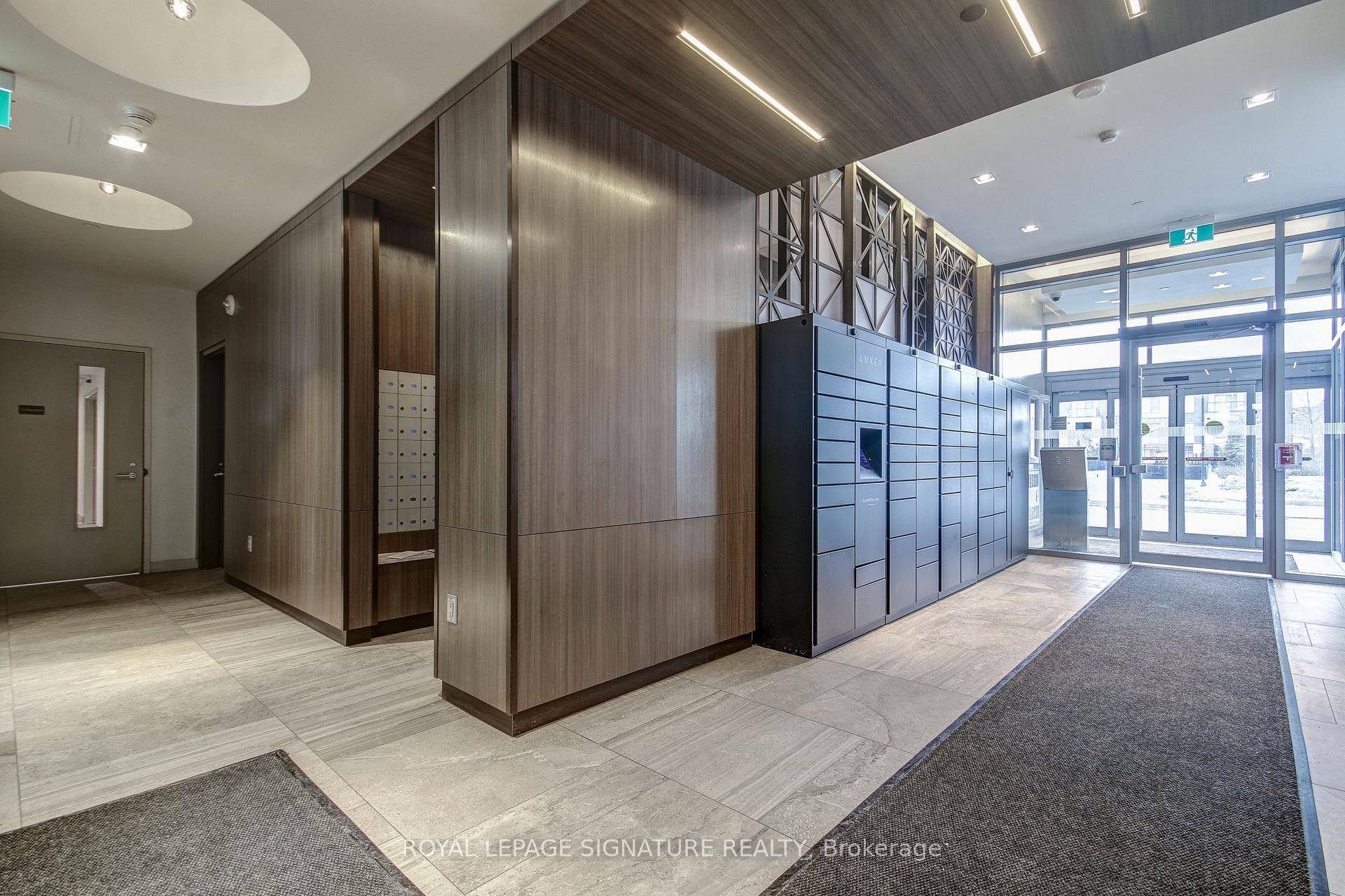 604-2550 Eglinton Avenue W, Mississauga, ON - Indoor Photo Showing Other Room