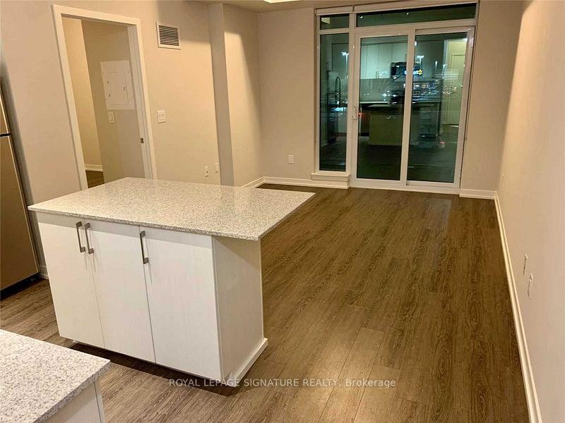 604-2550 Eglinton Avenue W, Mississauga, ON - Indoor Photo Showing Other Room