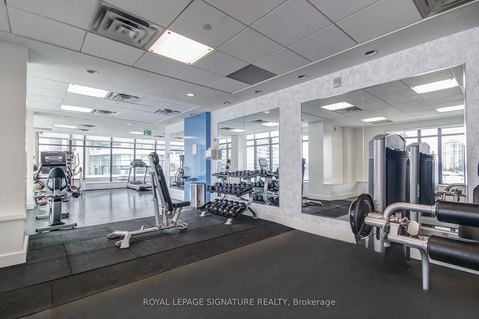 604-2550 Eglinton Avenue W, Mississauga, ON - Indoor Photo Showing Gym Room