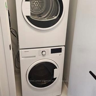 3607-108 Peter Street S, Toronto, ON - Indoor Photo Showing Laundry Room