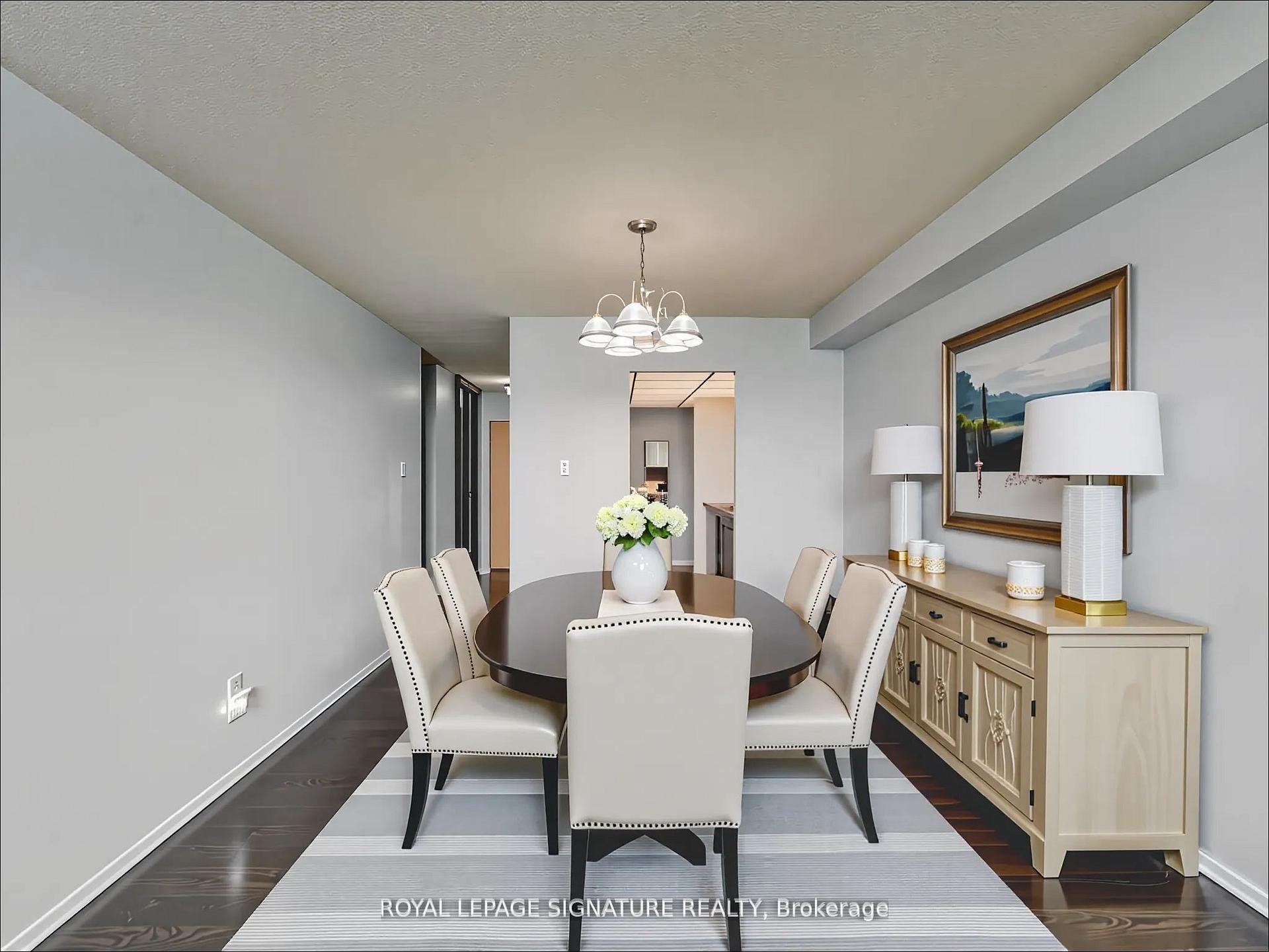 1411-4 Lisa Street, Brampton, ON - Indoor Photo Showing Dining Room