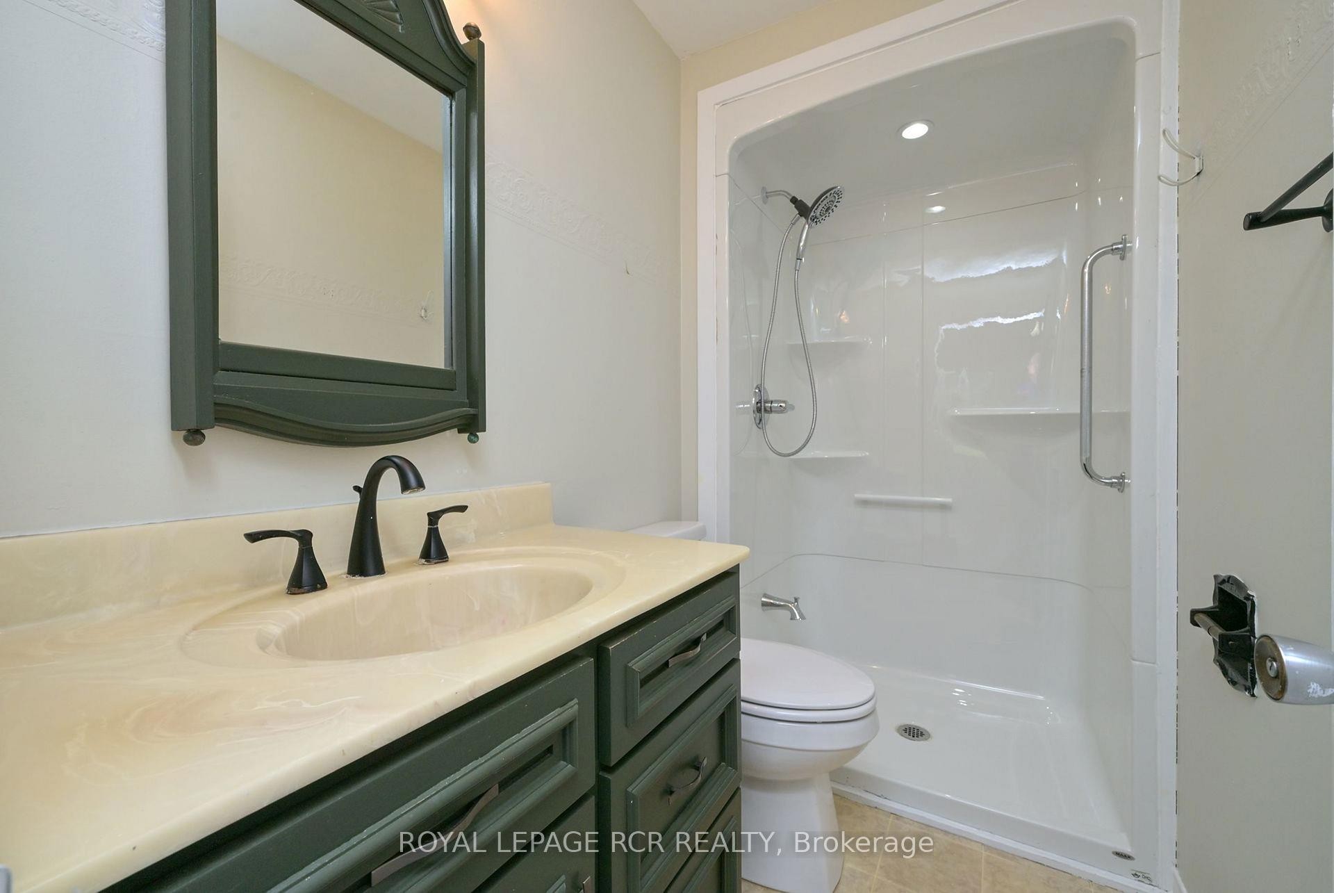 518156 124 Highway N, Melancthon, ON - Indoor Photo Showing Bathroom