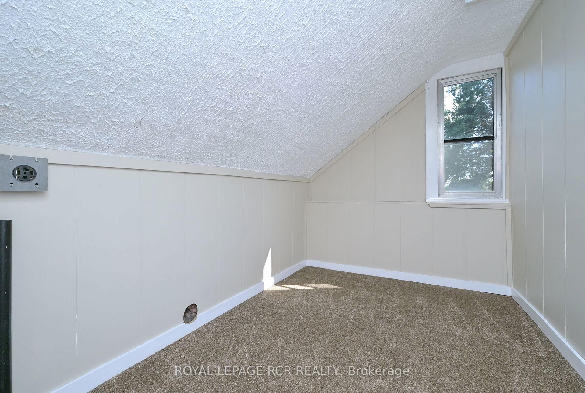518156 124 Highway N, Melancthon, ON - Indoor Photo Showing Other Room