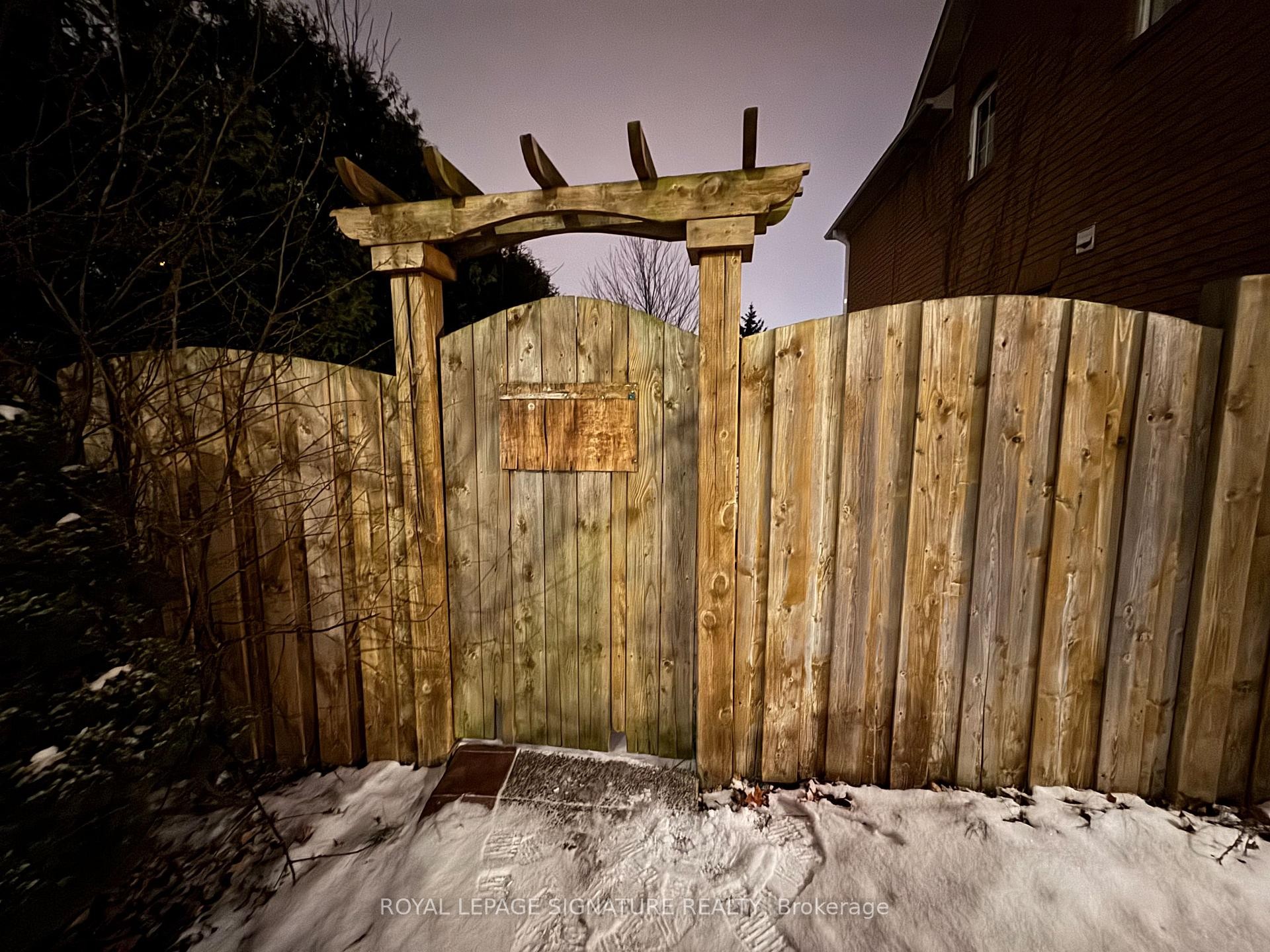 Bsmt-731 Bennett Boulevard, Milton, ON