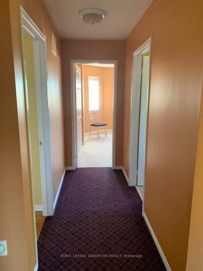 Upper-2419 Bankside Drive, Mississauga, ON