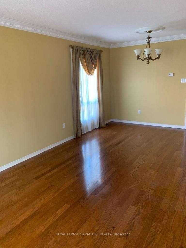 Upper-2419 Bankside Drive, Mississauga, ON