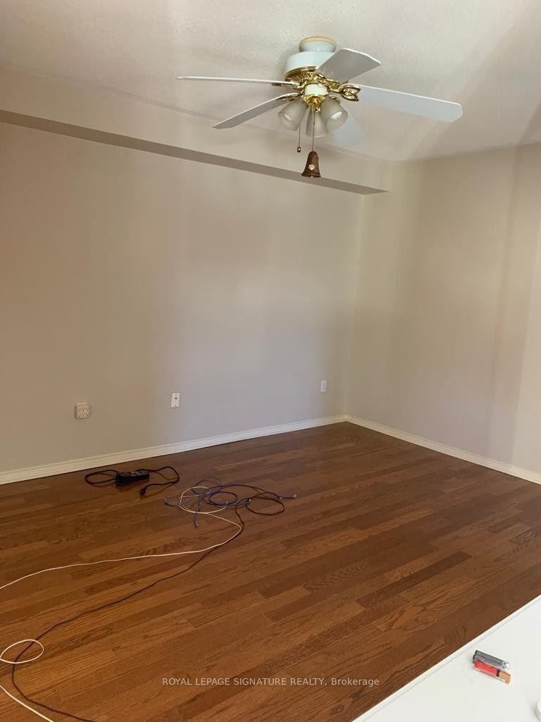 Upper-2419 Bankside Drive, Mississauga, ON