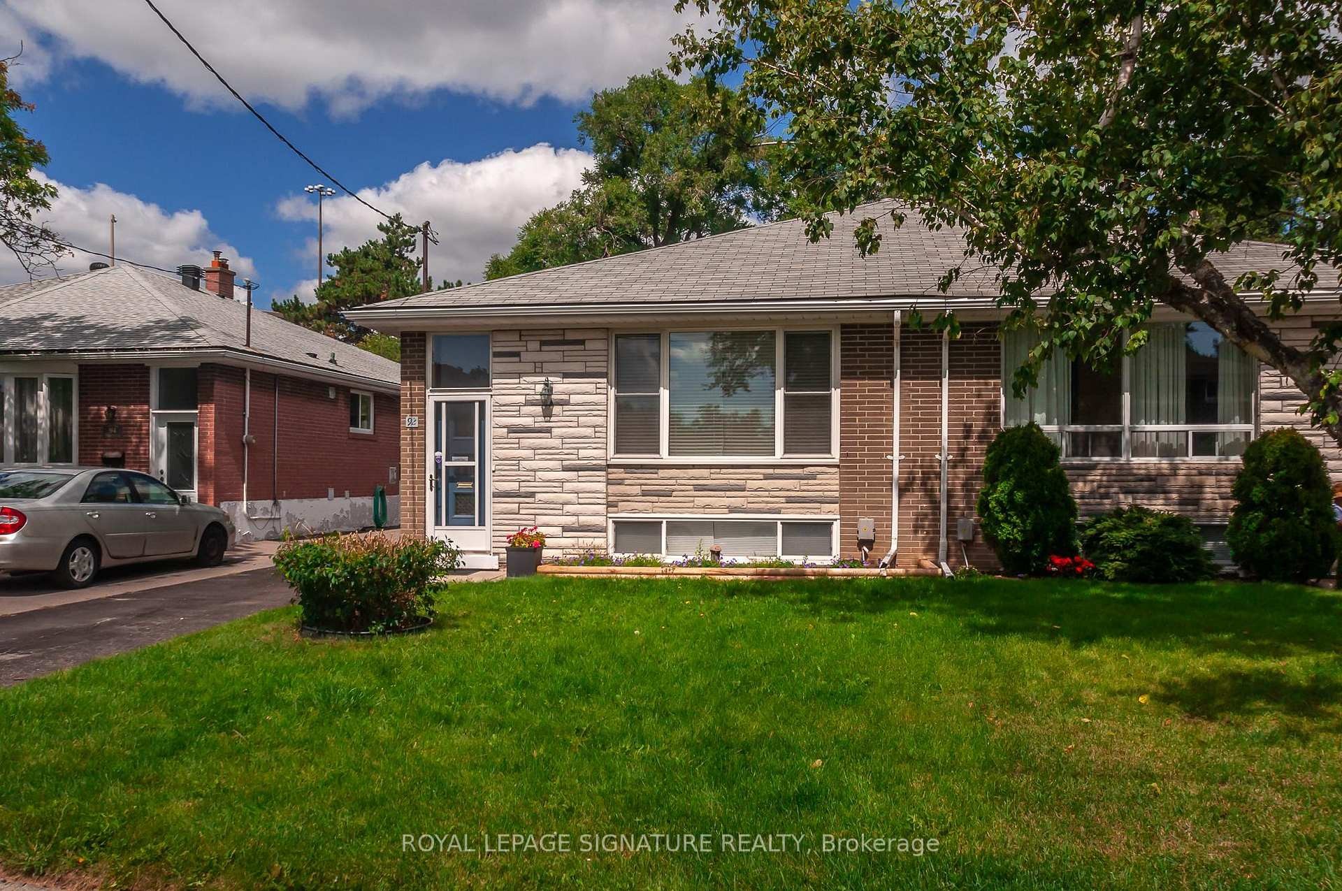 92 Fortrose Crescent, Toronto, ON