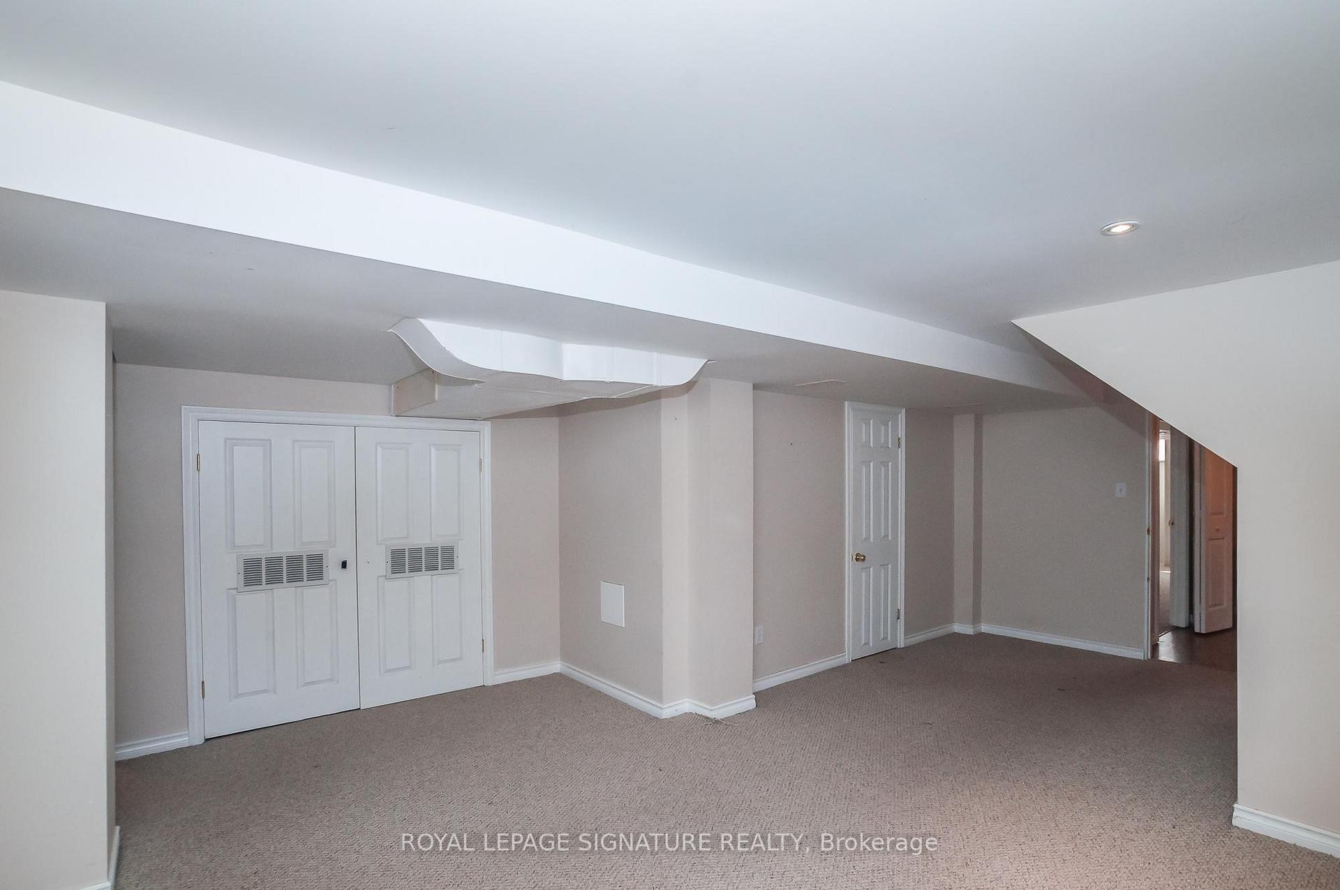 92 Fortrose Crescent, Toronto, ON