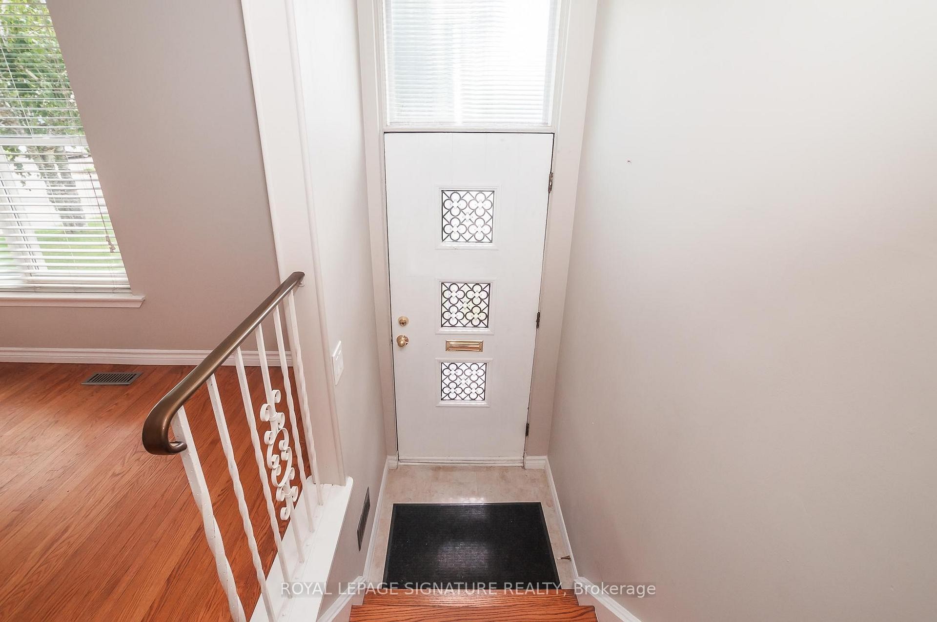 92 Fortrose Crescent, Toronto, ON