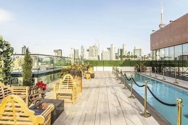 916-629 King Street W, Toronto, ON - Outdoor