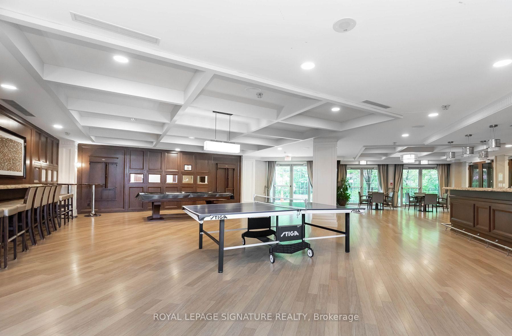 509-10 Bloorview Place, Toronto, ON - Indoor Photo Showing Other Room