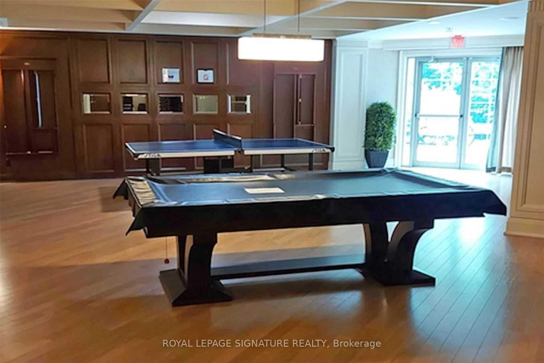 509-10 Bloorview Place, Toronto, ON - Indoor Photo Showing Other Room