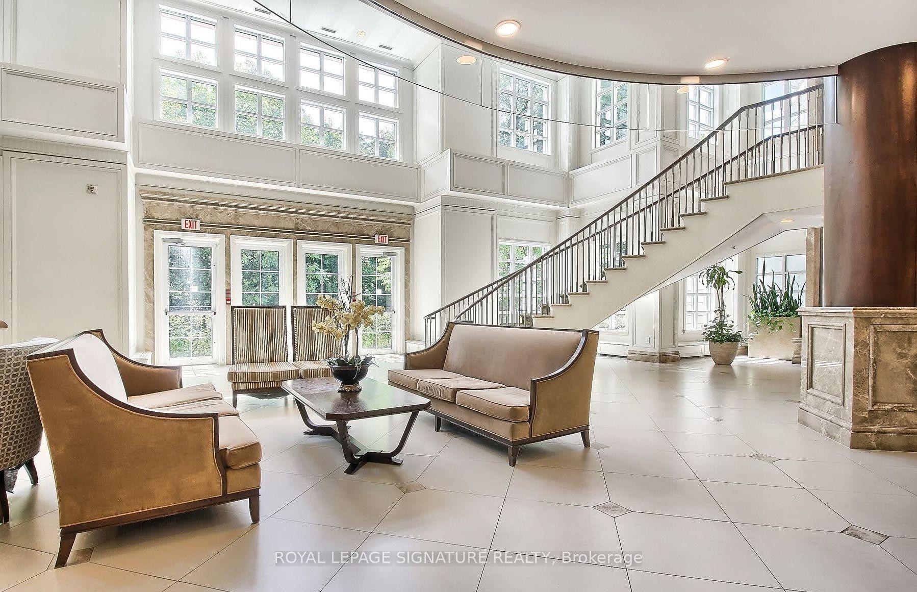 509-10 Bloorview Place, Toronto, ON - Indoor