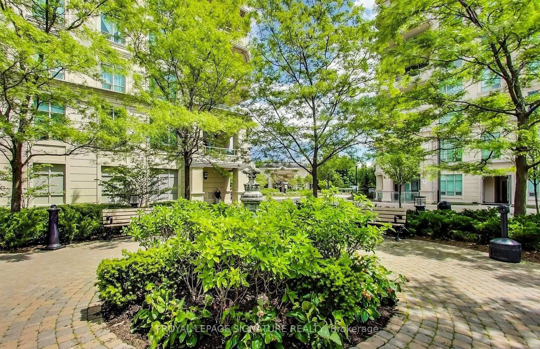 509-10 Bloorview Place, Toronto, ON - Outdoor