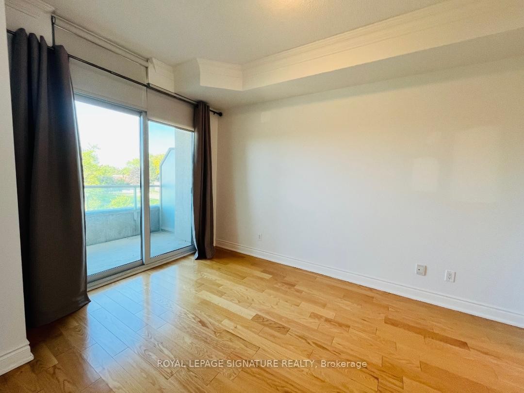 509-10 Bloorview Place, Toronto, ON - Indoor Photo Showing Other Room