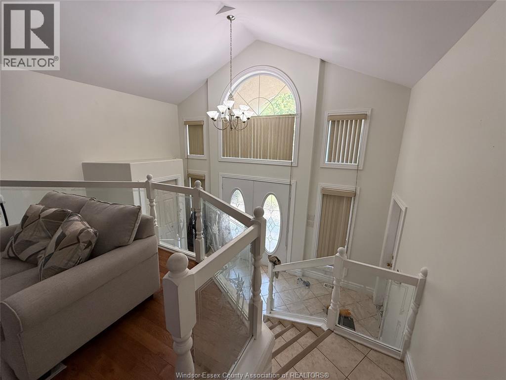 733 Massimo Crescent Unit# Main, Windsor, ON - Indoor Photo Showing Other Room