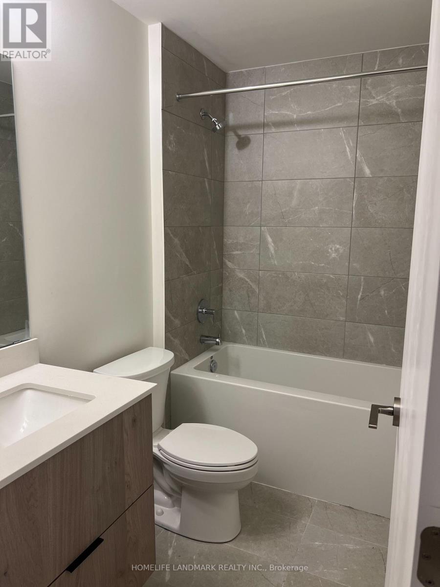 501 - 9 Steckley House Lane, Richmond Hill, ON - Indoor Photo Showing Bathroom