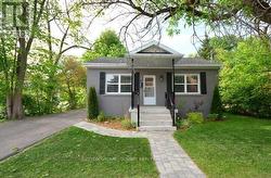 16 ONTARIO STREET W Mississauga, ON L5M 1S8