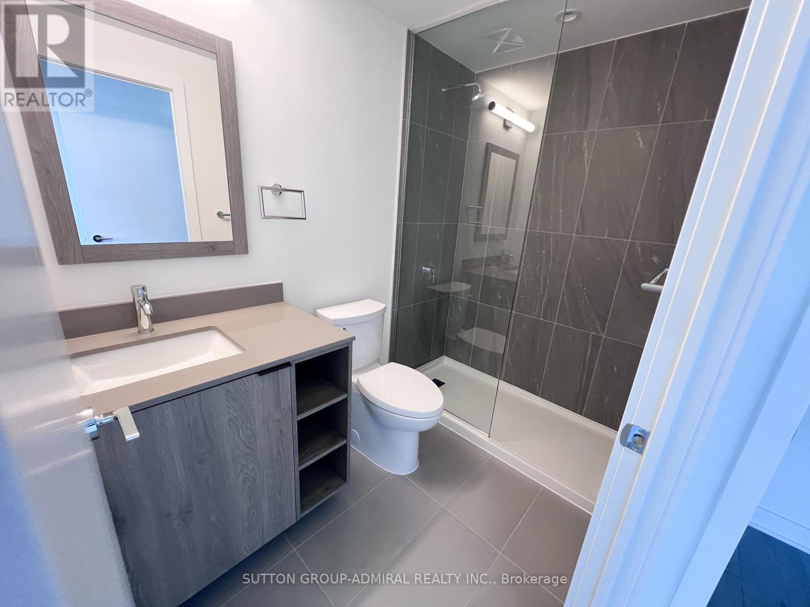 301 - 1007 The Queensway, Toronto, ON - Indoor Photo Showing Bathroom