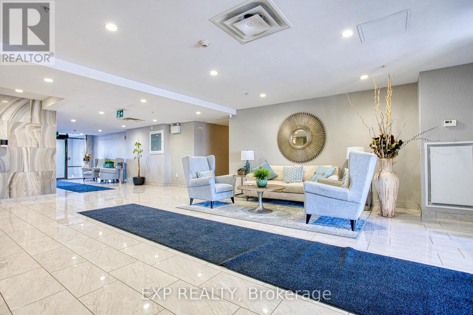 130 - 35 Southshore Crescent, Hamilton, ON - Indoor Photo Showing Other Room