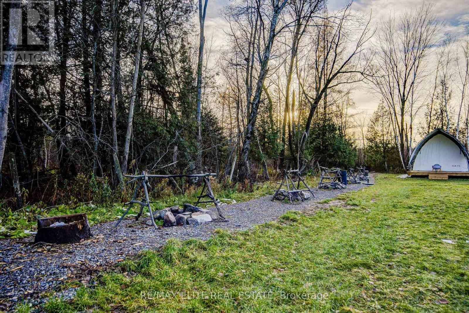 4909 Holborn Road, East Gwillimbury, ON - Outdoor