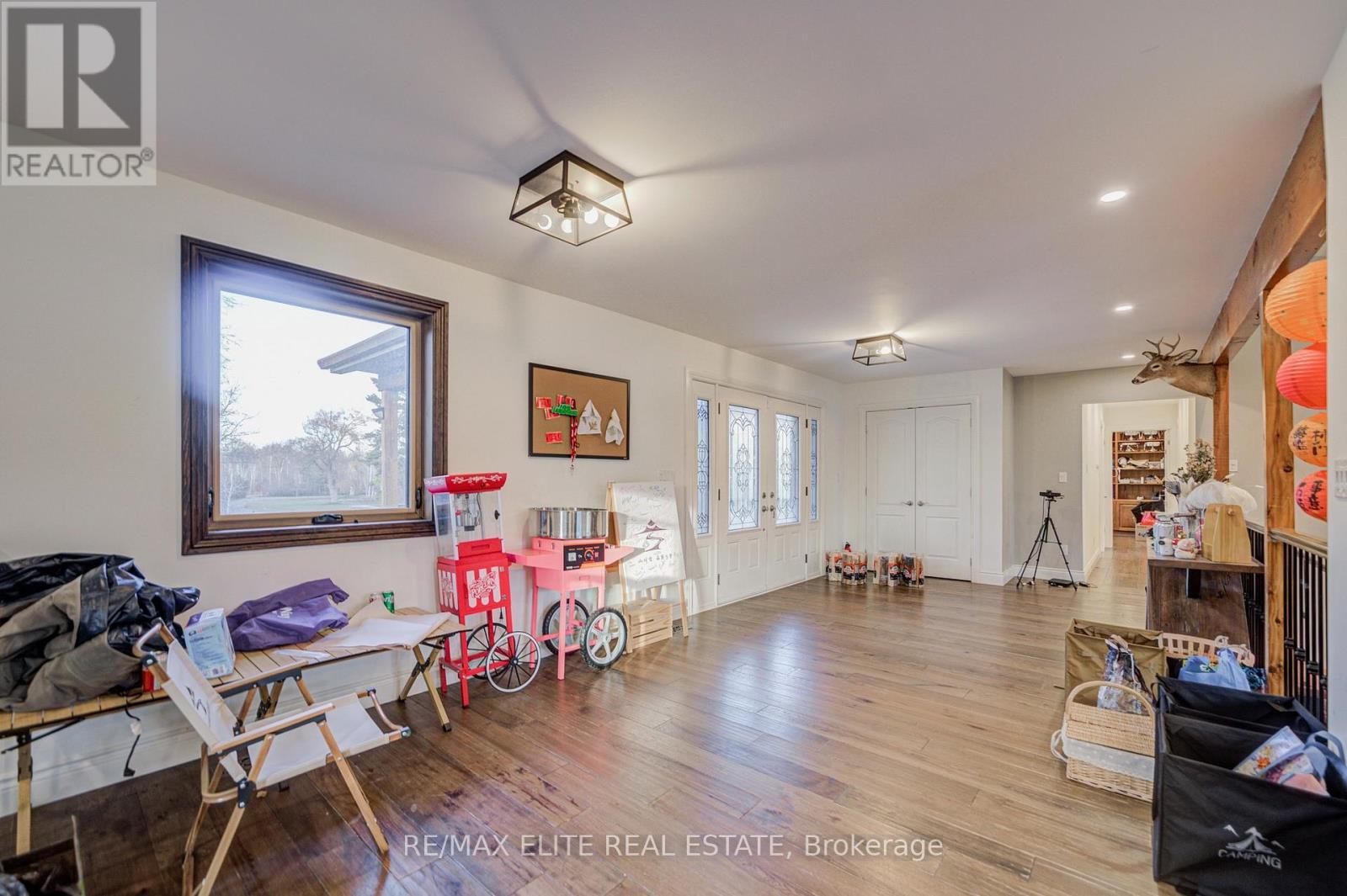 4909 Holborn Road, East Gwillimbury, ON - Indoor