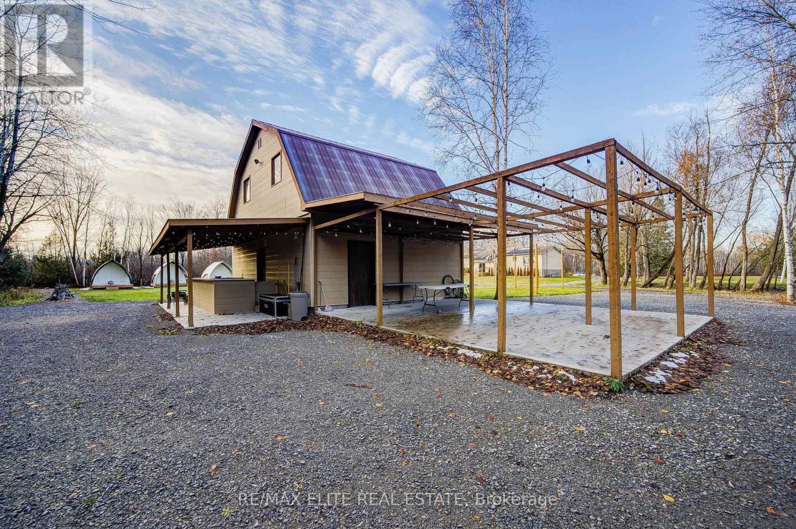 4909 Holborn Road, East Gwillimbury, ON - Outdoor