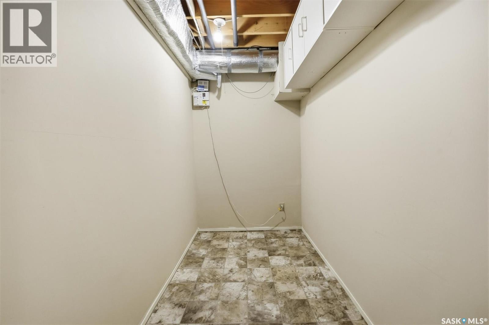 330 Fehr Crescent, Martensville, SK - Indoor
