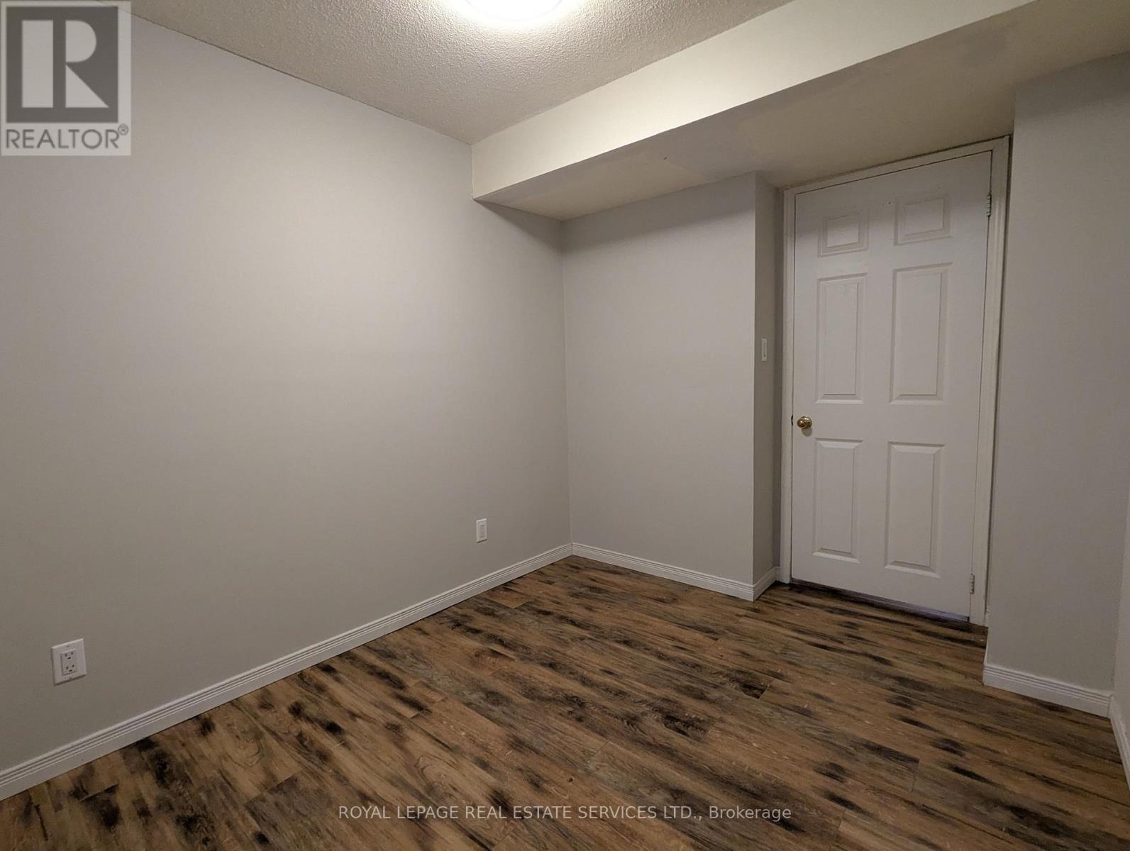 Bsmt - 6053 Leeside Crescent, Mississauga, ON - Indoor Photo Showing Other Room