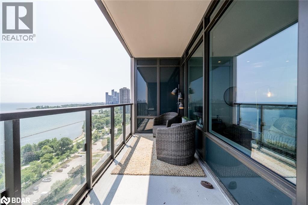 1926 Lake Shore Boulevard W Unit# 2307, Toronto, ON - Outdoor With Exterior