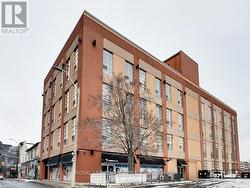 307 - 11 REBECCA STREET Hamilton, ON L8R 3H7