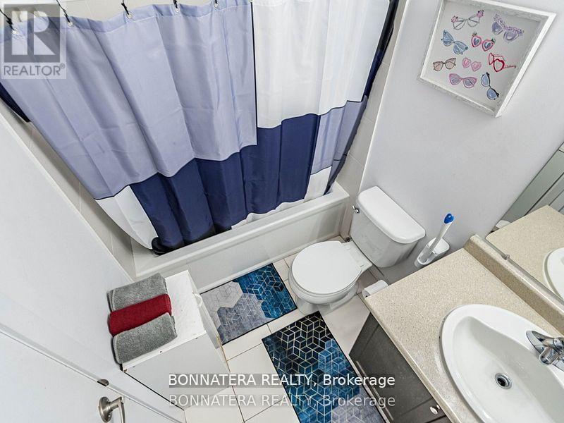 209 - 5010 Corporate Drive, Burlington, ON - Indoor Photo Showing Bathroom