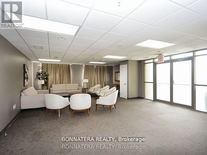 209 - 5010 Corporate Drive, Burlington, ON - Indoor Photo Showing Other Room